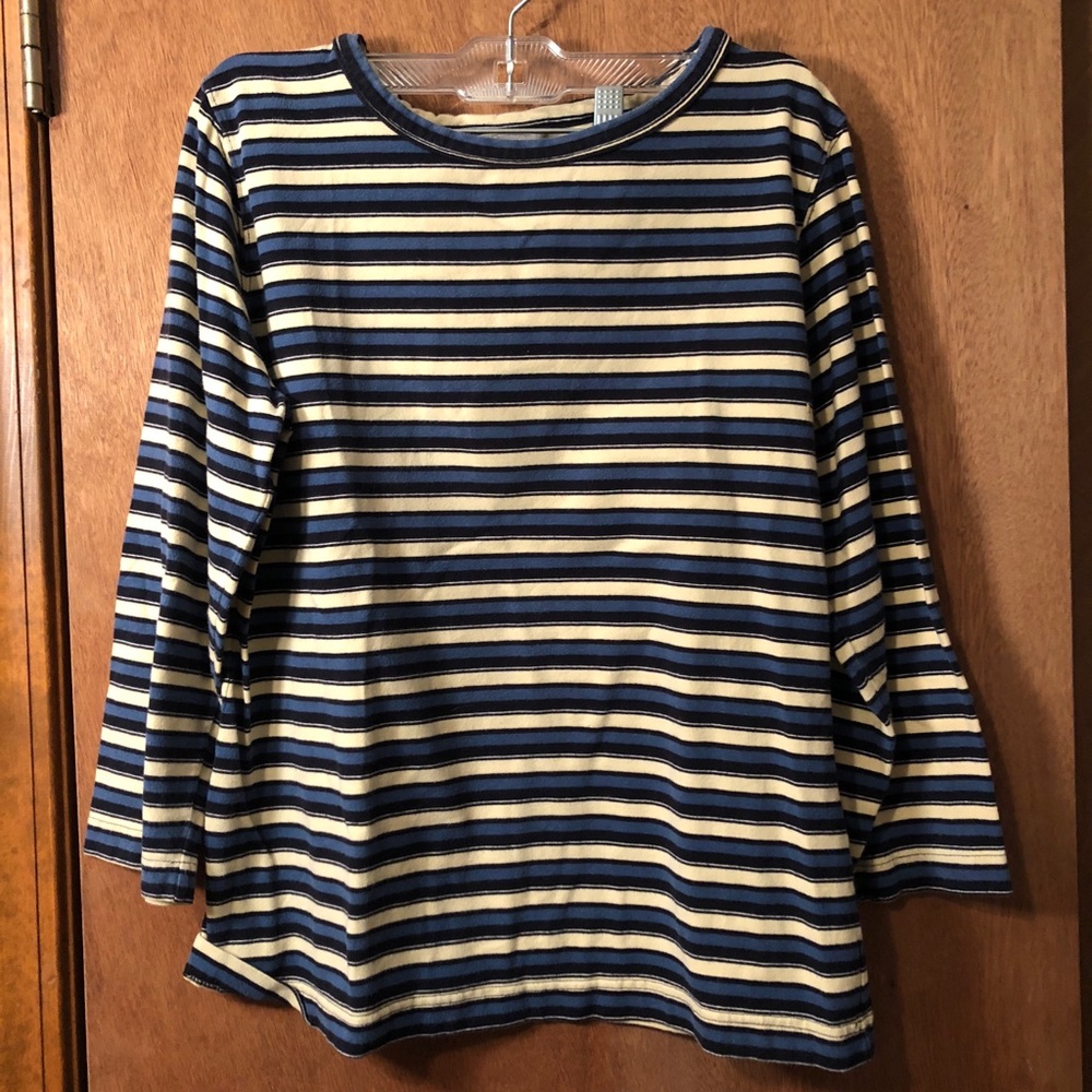 3/4 length shirt